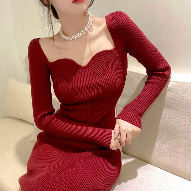 配大衣毛衣裙女秋冬小个子中长款修身包臀洋气加厚针织打底连衣裙