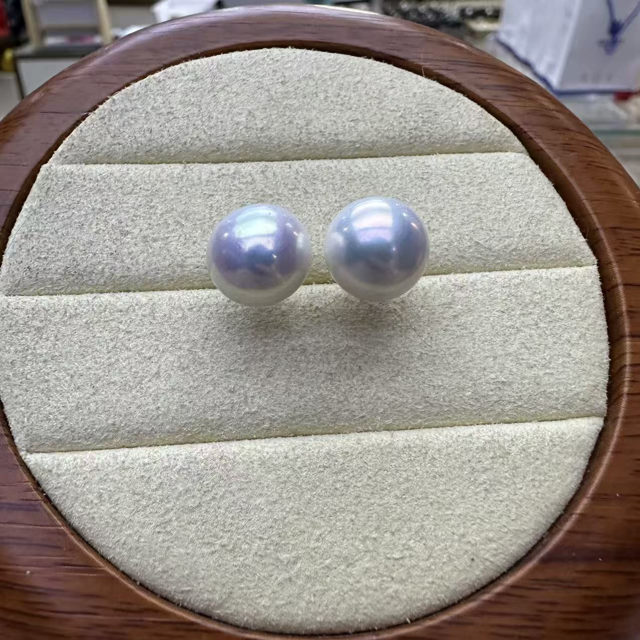 S925银10-11mm白亮光珍珠耳钉 ED2344