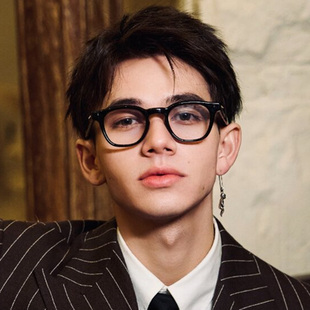 2025年新款GM眼镜框男近视眼镜架女防蓝光变色镜大黑框韩版VONZO