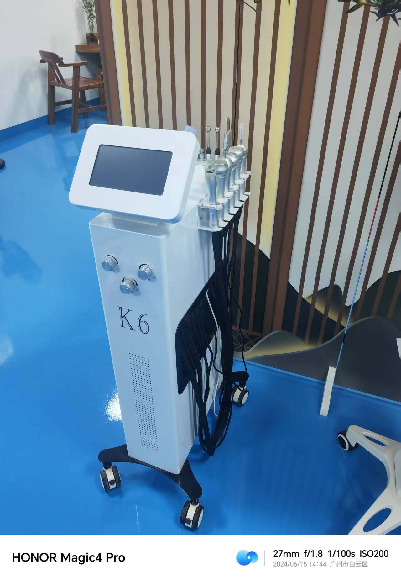 韩国K6皮肤管理小气泡仪器水光仪嫩肤仪深层清洁大气泡补水美白仪