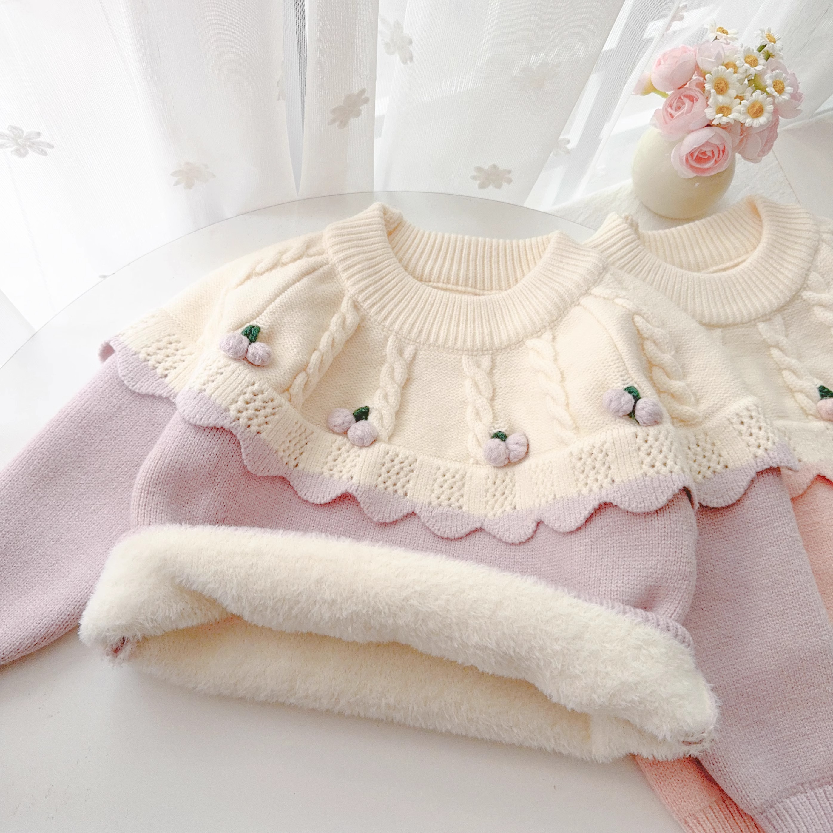 女童加绒加厚毛衣一体绒小童冬装宝宝2025新款儿童保暖针织打底衫