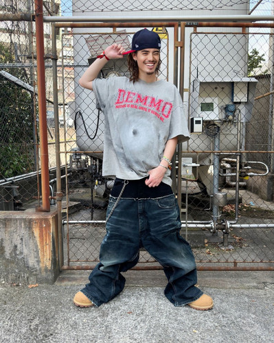 新晉品牌 DEMMO FIRST COLLECTION 短袖T恤