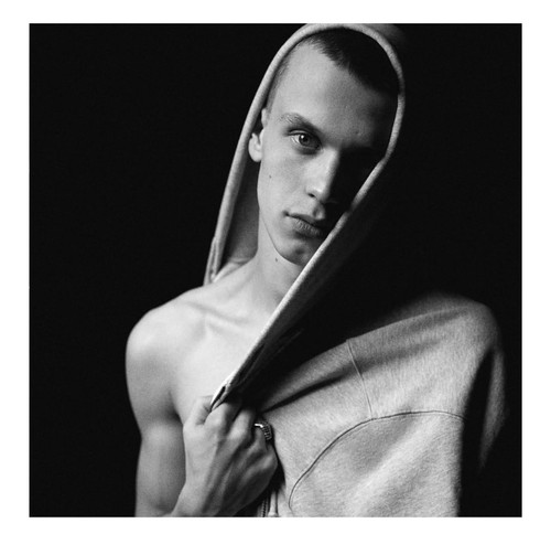 GOSHA RUBCHINSKIY 25SS新款LOGO帽衫四色