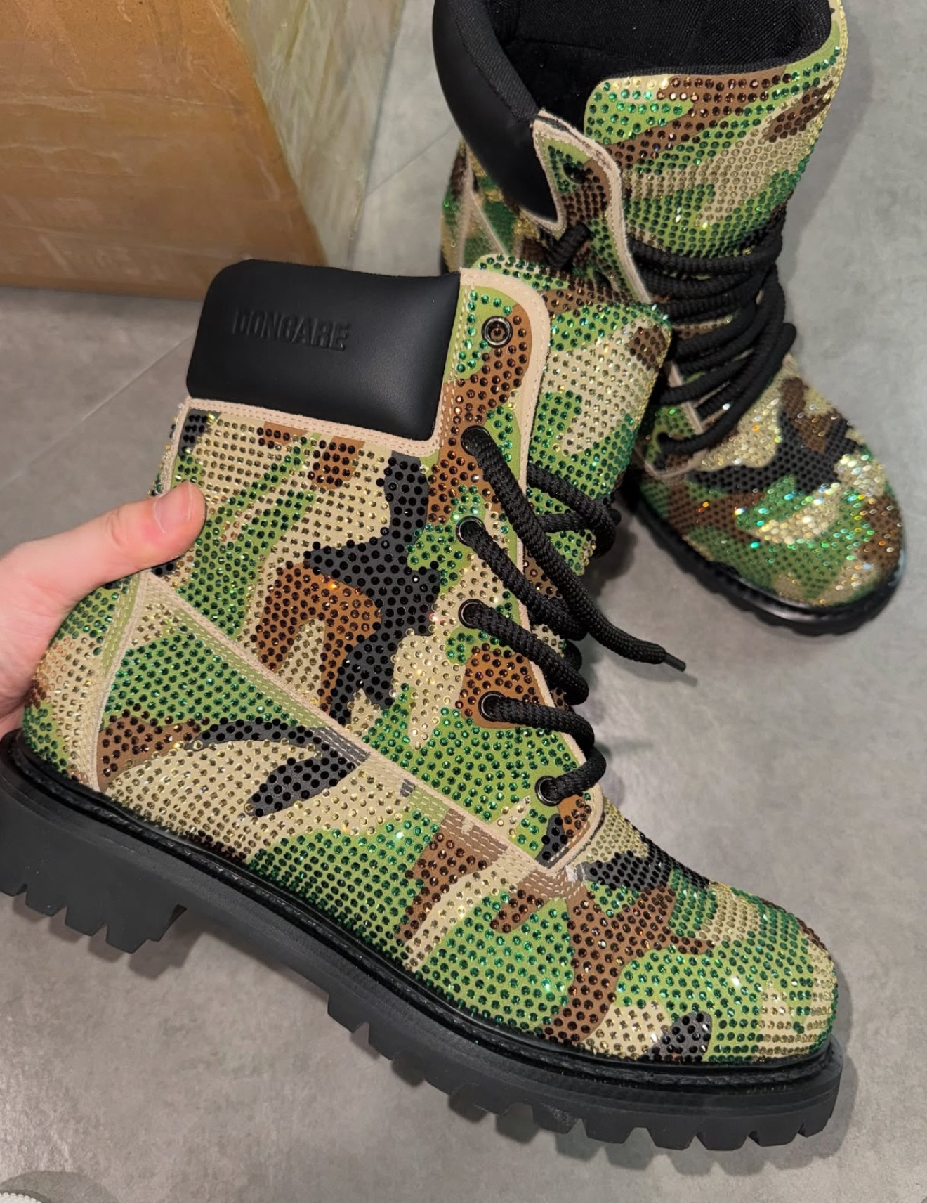 DONCARE 水钻系列Vibram 鞋底 4种颜色迷彩水钻高帮靴