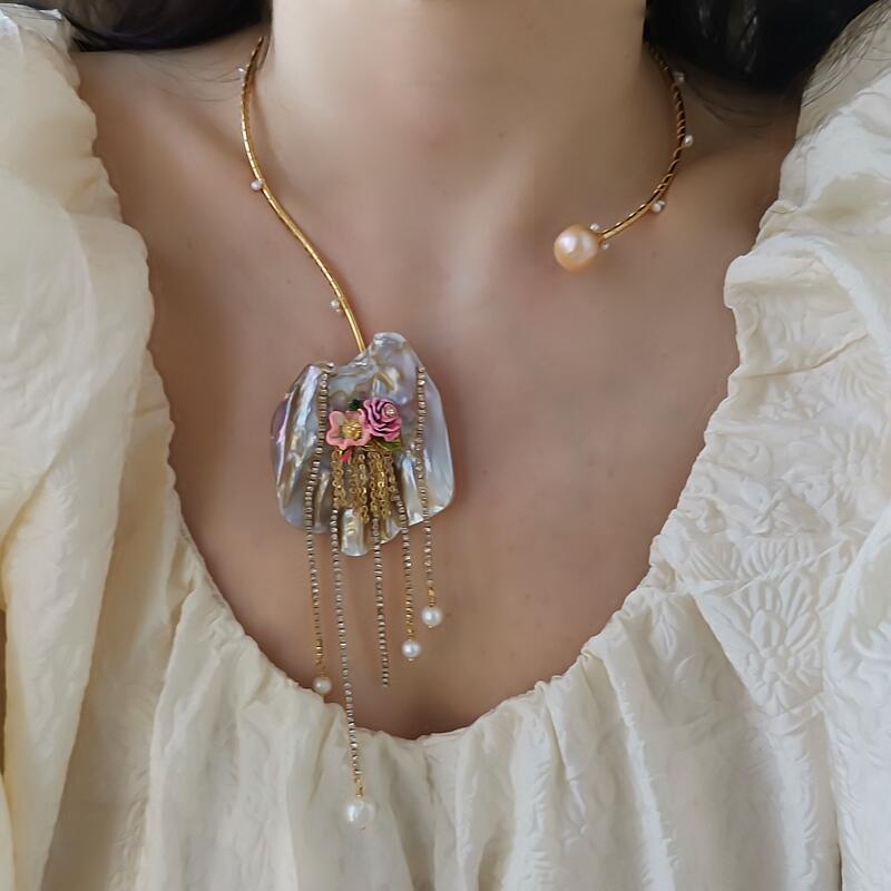 欧美小众手作轻奢仿贝壳镶钻花朵仿珍珠项圈不规则颈圈女项链饰品