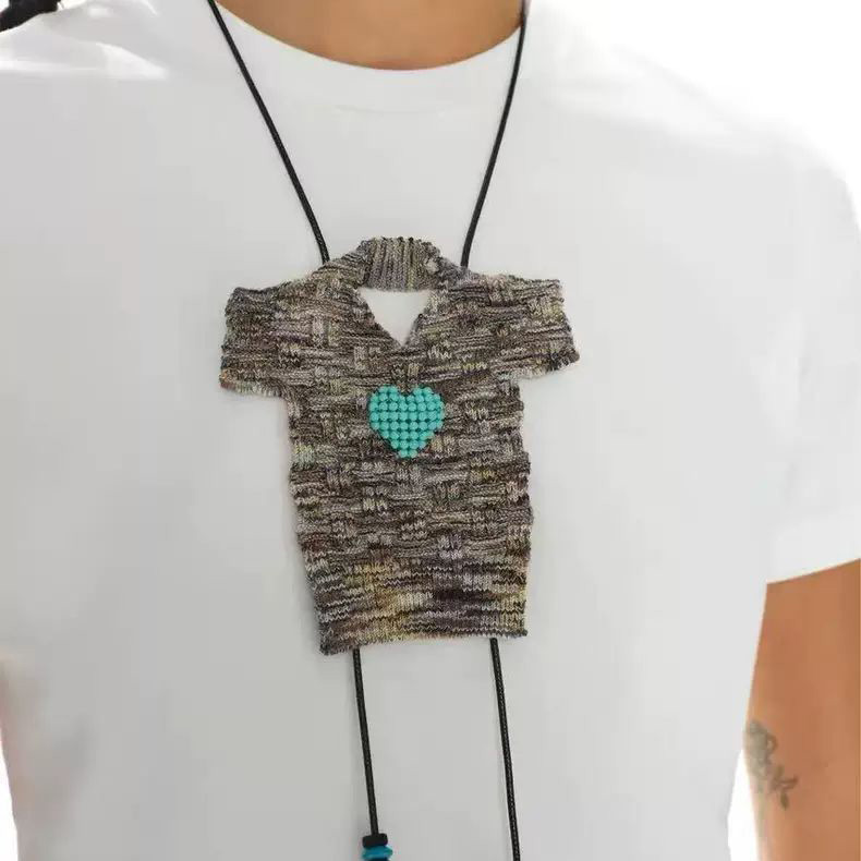 它有一颗心”手工毛衣挂绳项链 趣味串珠长款吊坠链 搭配利器