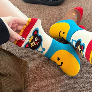 原创可爱袜子女中筒袜秋冬少女卡通小熊日韩长袜个性搞怪堆堆袜