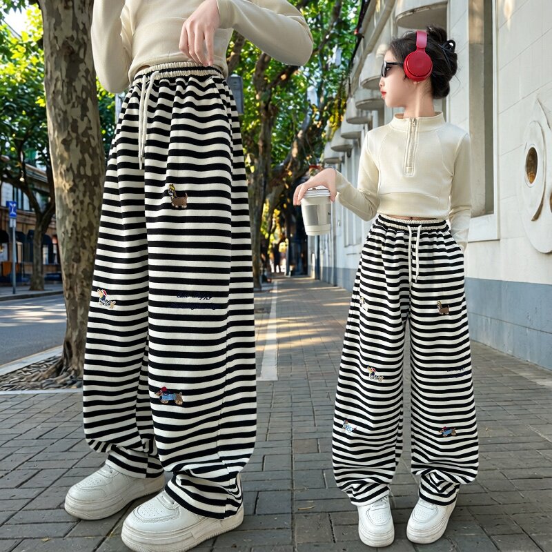 女童条纹阔腿裤春秋新款大童时尚洋气休闲运动卫裤笑脸长裤2026年