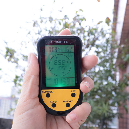 Multi functional altimeter, mountain climbing baromete高度计