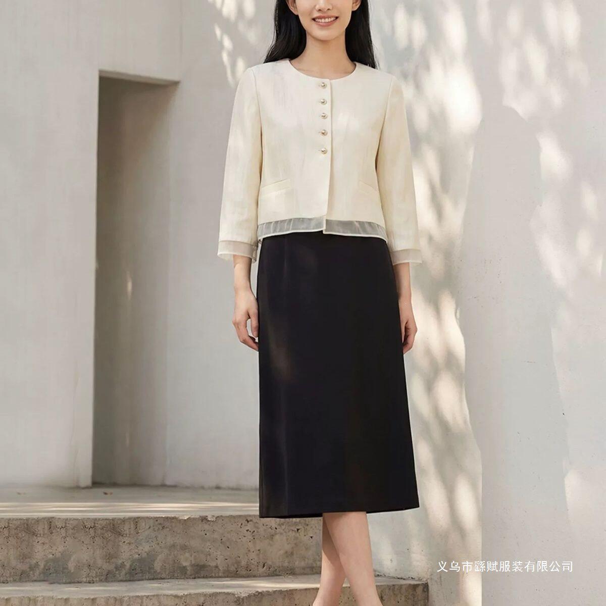2026春夏新款杏色圆领短款外套连衣裙子两件装气质时尚女装