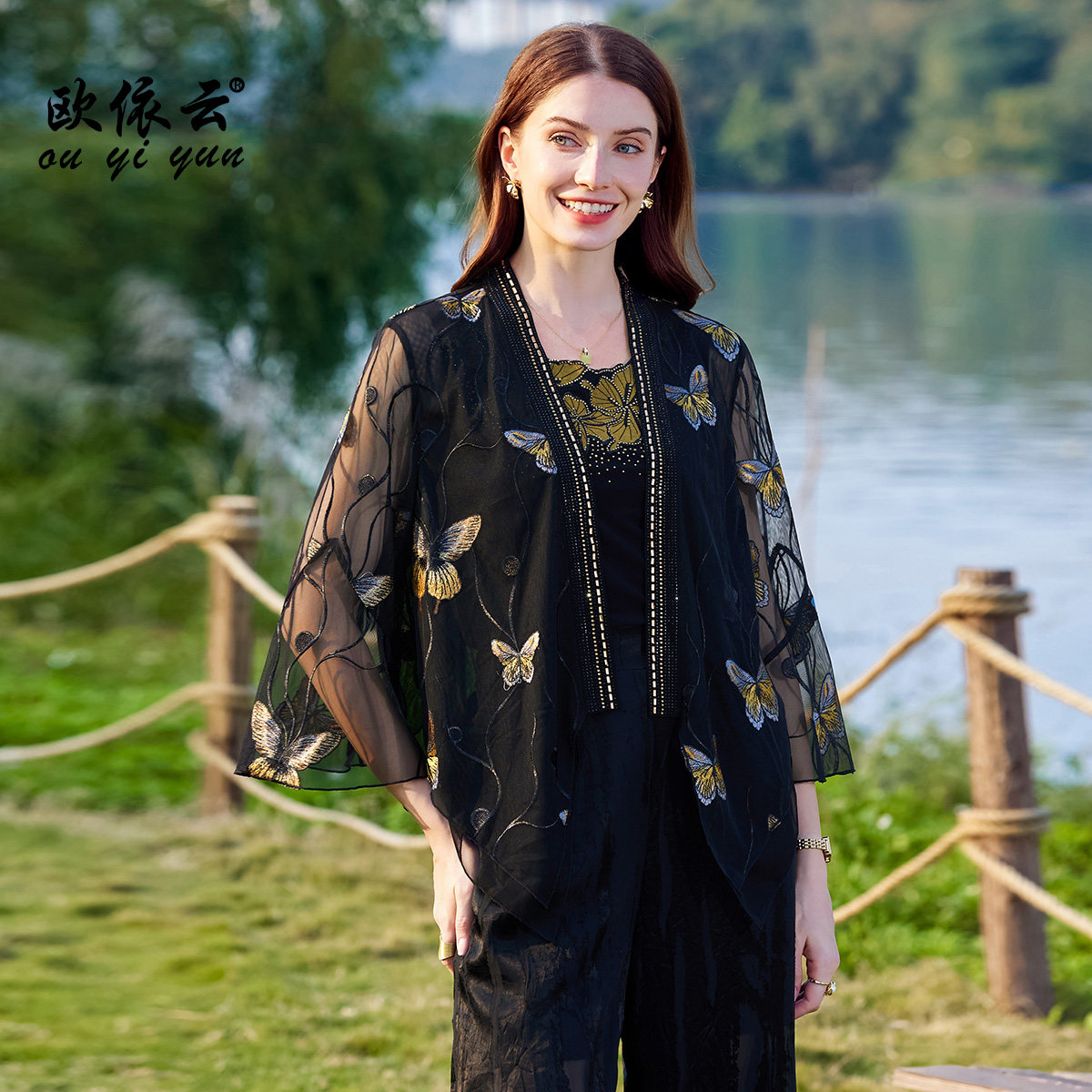 欧依云中年妈妈夏装短外套网纱刺绣上衣洋气蕾丝衫外搭女2025新款