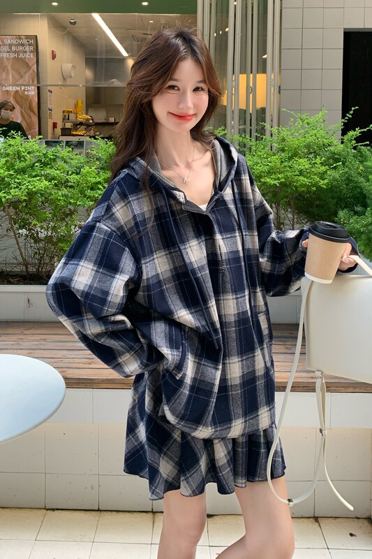 2026秋装新款Y1175防风连帽大格纹套头衫+短裙套装P160K238,女装套装/套裙,浙宝296