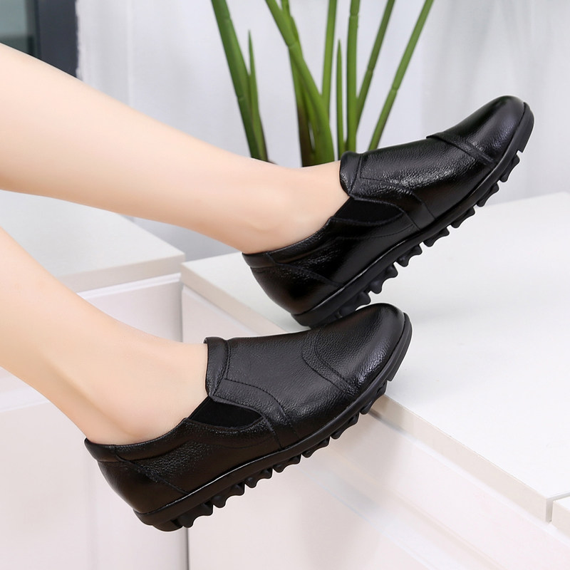 中老年人女鞋真皮妈妈鞋单鞋防滑软底平跟休闲老人鞋小码鞋32 33,女鞋,深口单鞋,淘宝优惠券,粉丝福利购,淘宝优惠卷