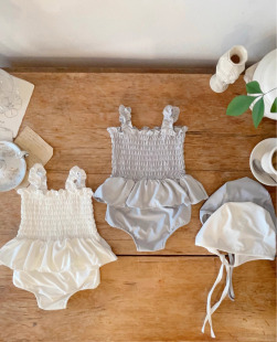 婴儿泳衣a类夏季新款4-18个月女宝宝吊带分体游泳衣速干沙滩海边