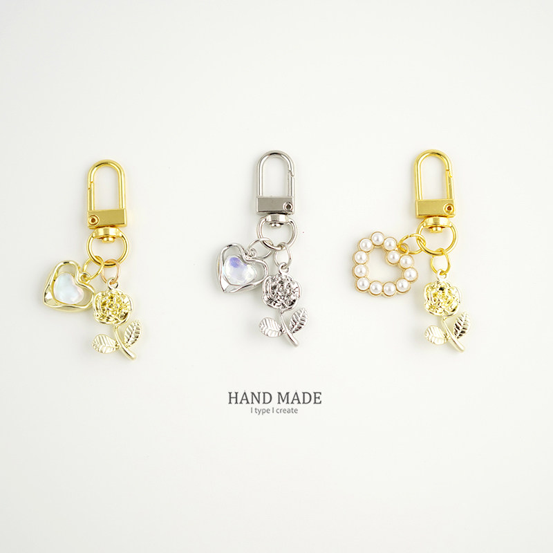 夏季极简ins风爱心玫瑰钥匙扣挂件包挂饰u盘耳机配饰简约热卖挂链,服饰配件/皮带/帽子/围巾,钥匙扣,淘宝优惠券,粉丝福利购,淘宝优惠卷