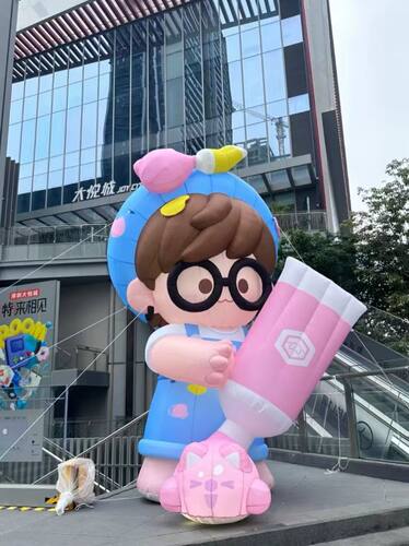 充气网红美陈打卡通毛绒定制爱心广告活动气模花朵节日小女孩造型