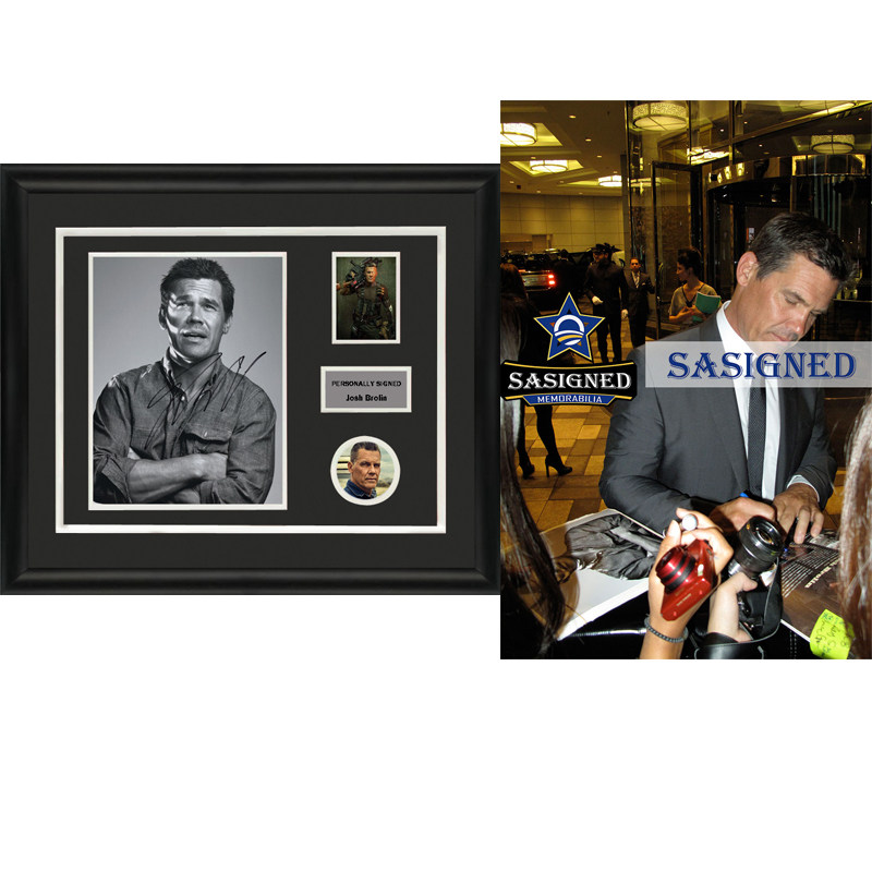 乔什布洛林 亲笔签名 照片裱框 含sa证书sa proof  灭霸电锁演员