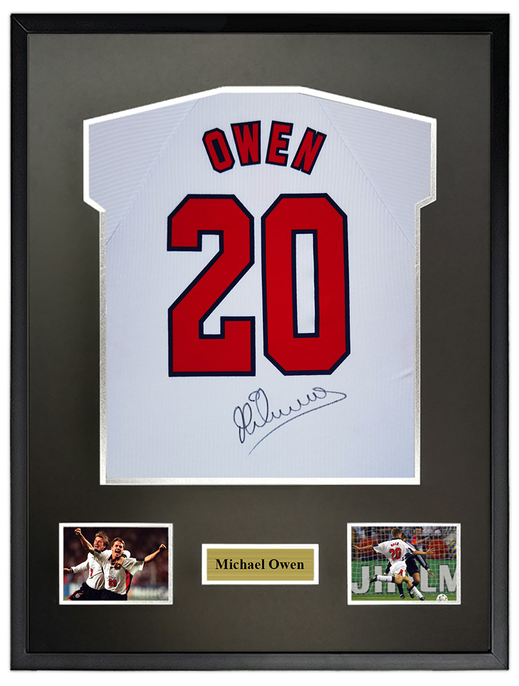 迈克尔欧文 1998世界杯英格兰队亲笔签名球衣 含sa证书裱框