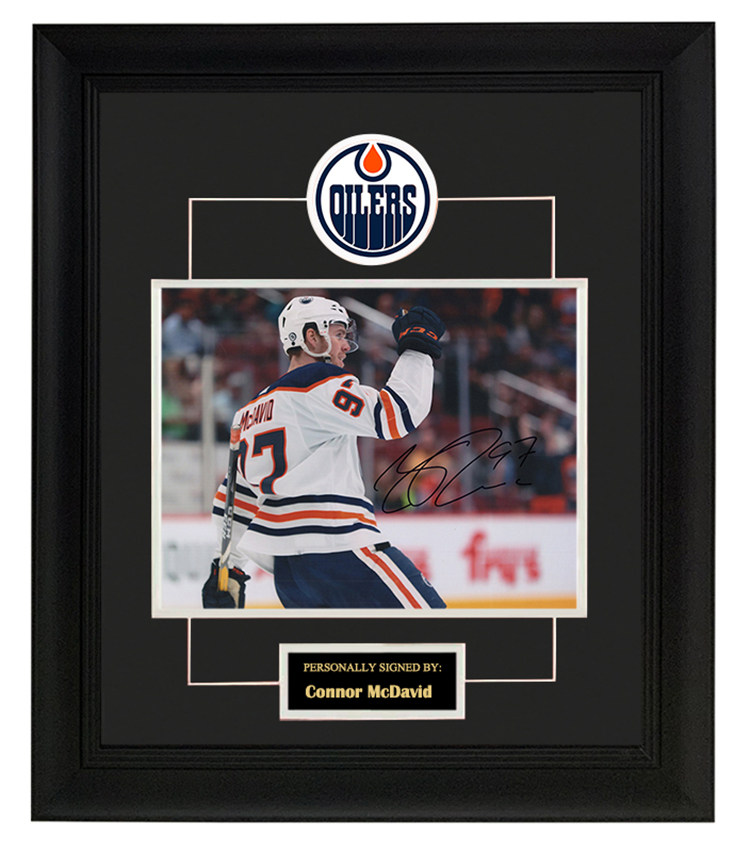 康纳麦克戴维 冰球运动员 油人队 亲笔签名照片裱框 含sa证书 nhl