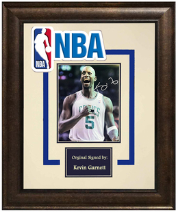 含SA證書 收藏 親筆簽名照片裱框 NBAlogo 凱文加內(nèi)特KG 凱爾特人