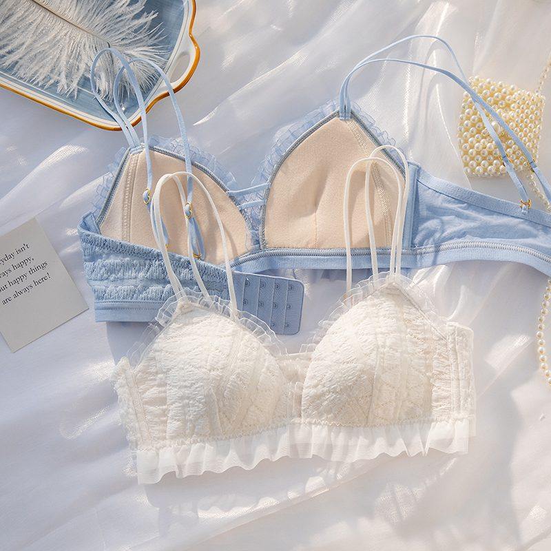 舒适内衣女无钢圈高中学生聚拢调整型美背轻薄大胸显小文胸罩套装