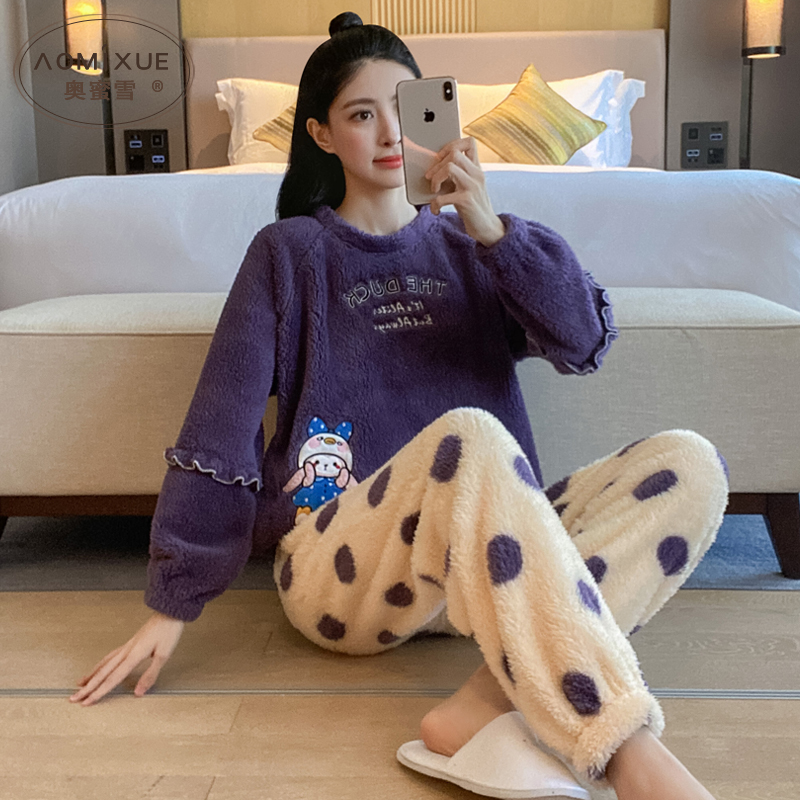 睡衣冬季女款2025年新款珊瑚绒可爱套装加厚法兰绒圆点家居服秋冬