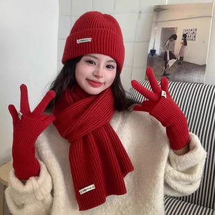 2025新款红色针织毛线帽子女冬季保暖圣诞礼物新年本命年三件套