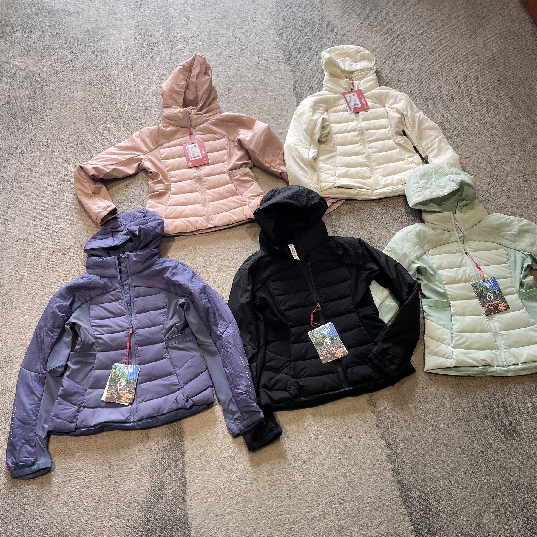 路家糕版本平替轻便修身显瘦立裁90白鸭绒休闲连帽羽绒服外套女款