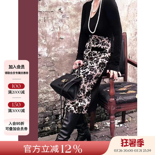 ROMANCHIC天鹅绒夹克绣花上衣