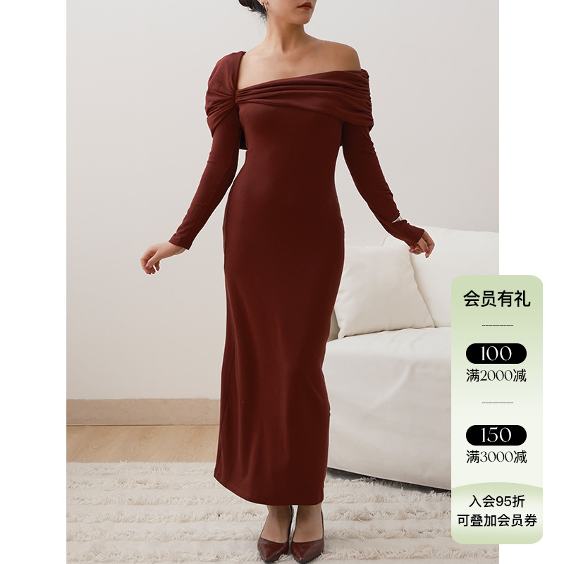 她也speakeasy【炽】24AW秋冬胶囊系列 不对称堆褶羊毛长袖连衣裙