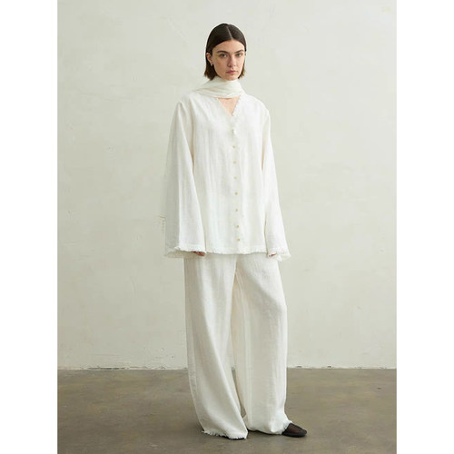 VIKTORIACHAN 26PF早秋新品 V领毛边简约落肩袖亚麻衬衫女长袖