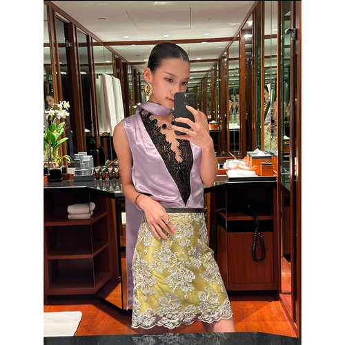 JACQUES WEI 26SS春夏新品 设计感醋酸V领蕾丝背心女缎面飘带上衣