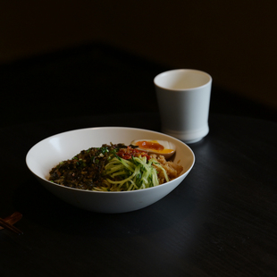 三分静 纯色陶瓷圆形餐具菜盘手工果盘暖色盘 草木灰釉拌面碗中式