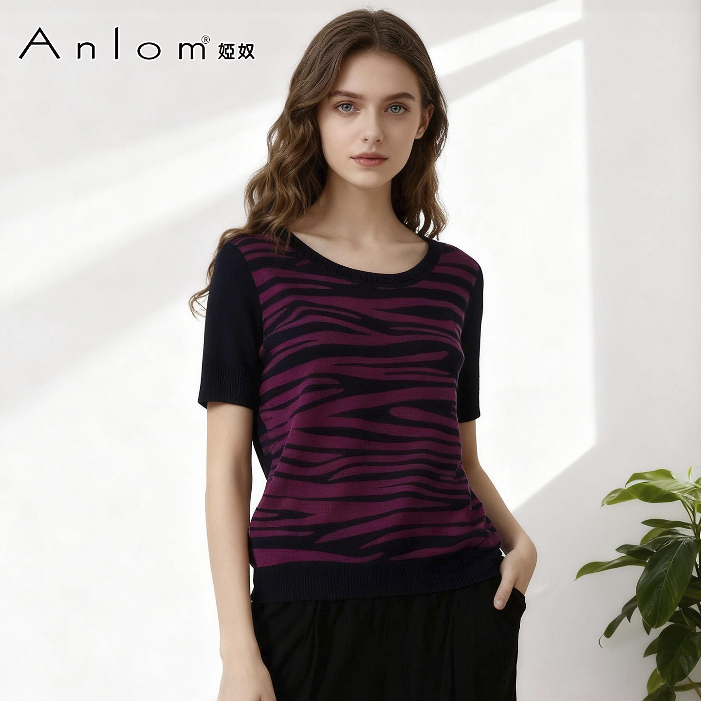 娅奴新款印花桑蚕丝低圆领蝙蝠衫