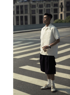 Planet 黑白暗纹复古宽松古巴领衬衫