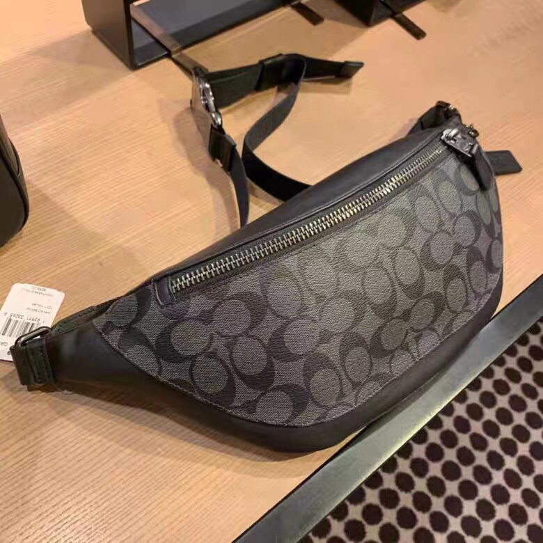 腰包旅行腰包COACH/蔻驰