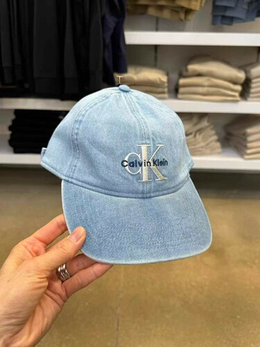 CK帽子Jeans25春夏男女同款刺绣徽标纯棉运动鸭舌棒球帽 美国直邮