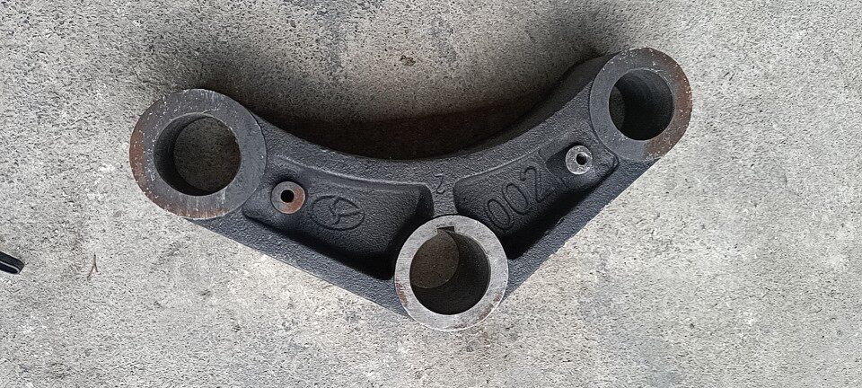 时风原厂配件 时风三轮车002连板 三角支架 减震器托架 三角托架