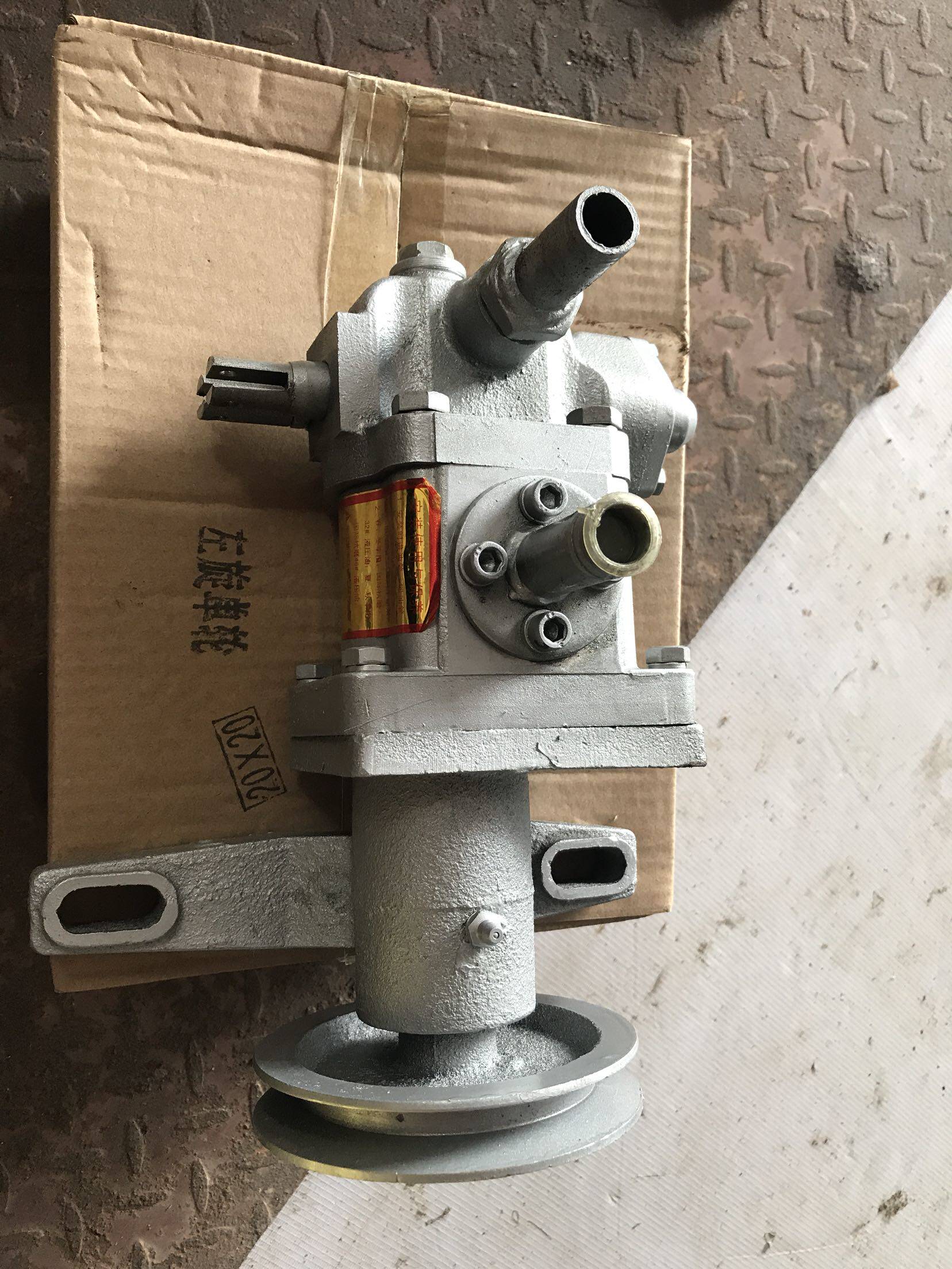 五征农用车配件,五征三轮车原厂自卸泵 液压动力机 液压泵 原厂