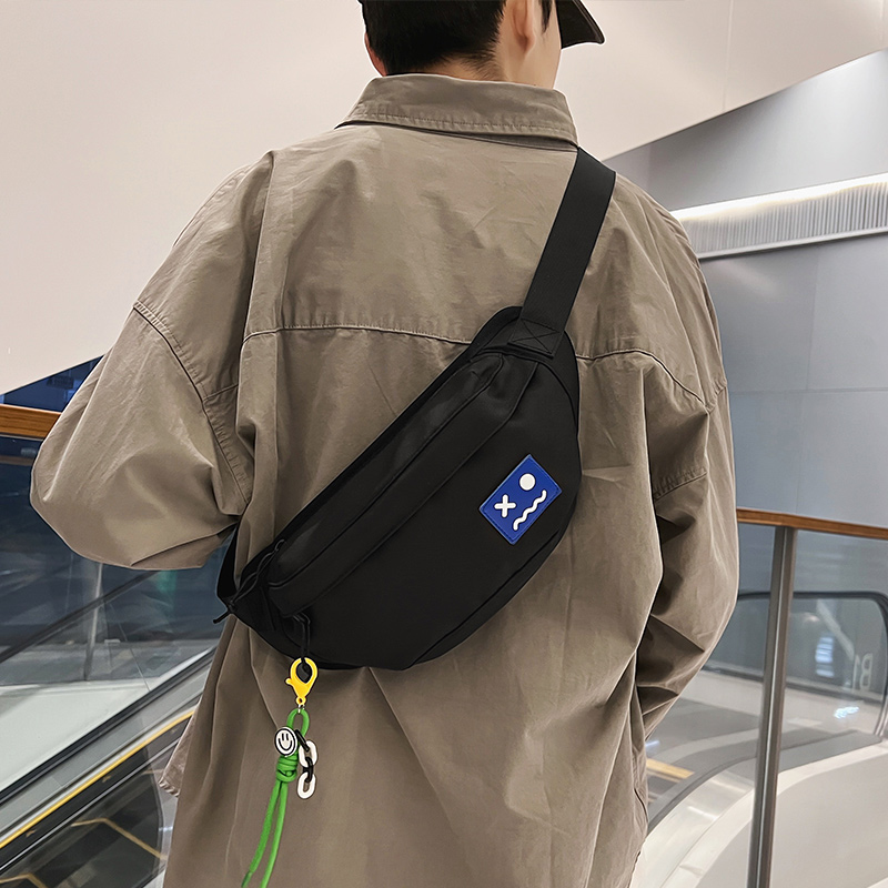 大牙斜挎包日韩休闲单肩包