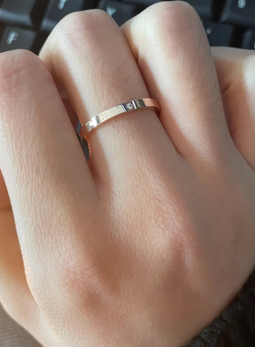 复古洋气闪亮一颗钻戒指轻奢大方