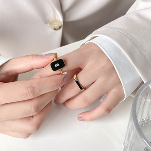 重工自制超百搭复古时髦黑贝母叠戴组合戒指撞色洋气小众食指戒潮