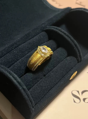 中古店不撞款仿真金拉丝镶钻宽版道具戒指貌美粗款开口精致高级款