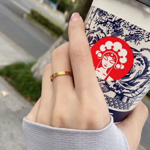 不怕水～经典雕刻爱心戒指