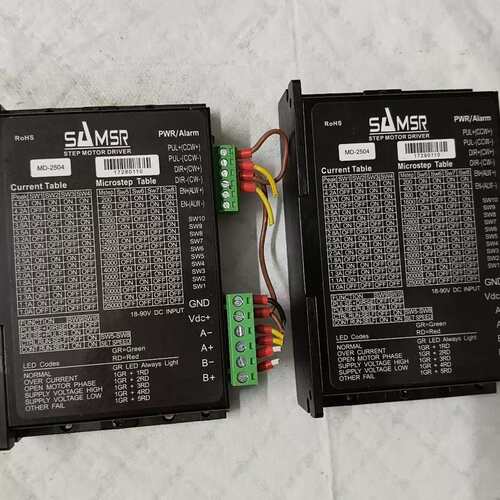 议价山社SAMSR步进驱动器MD-2504 18-90VDC输入