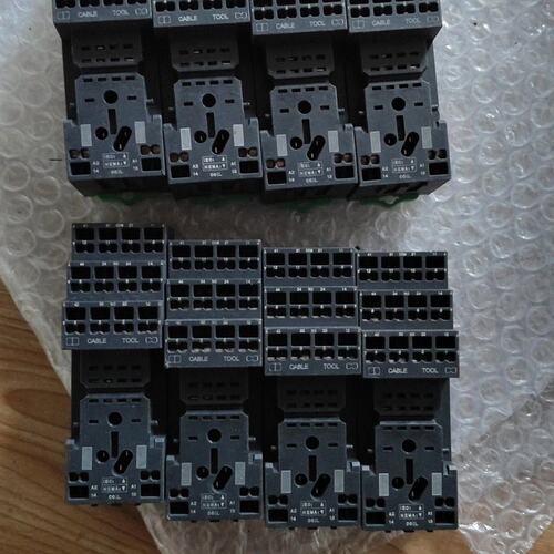 议价继电器底座RXZE2S1RXZE2S114MRXZE2S108M