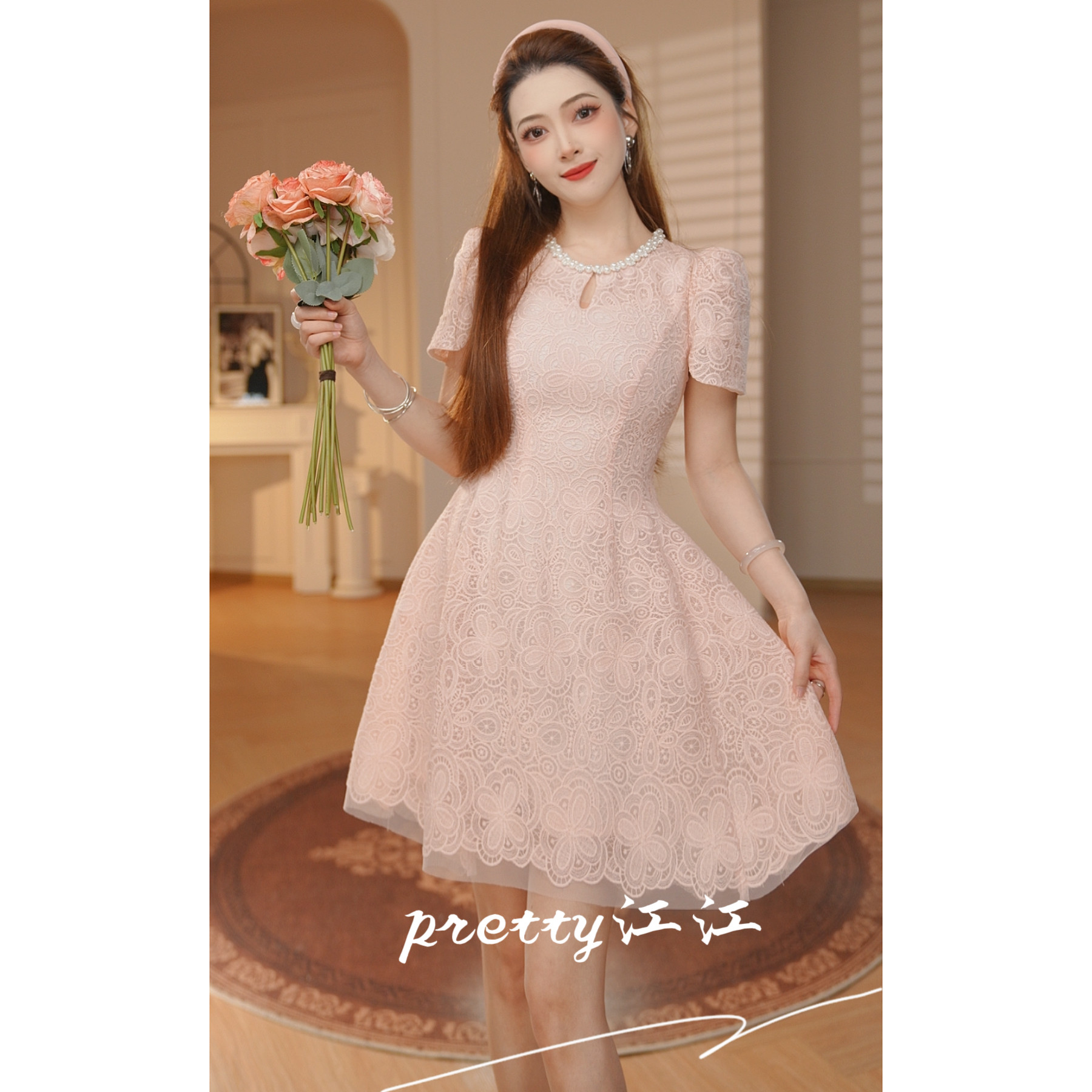 45542小个子提花粉色显瘦短裙时尚气质名媛赫本蕾丝钉珠连衣裙女