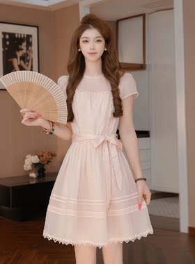 甜美网纱拼接系带显瘦礼服连衣裙