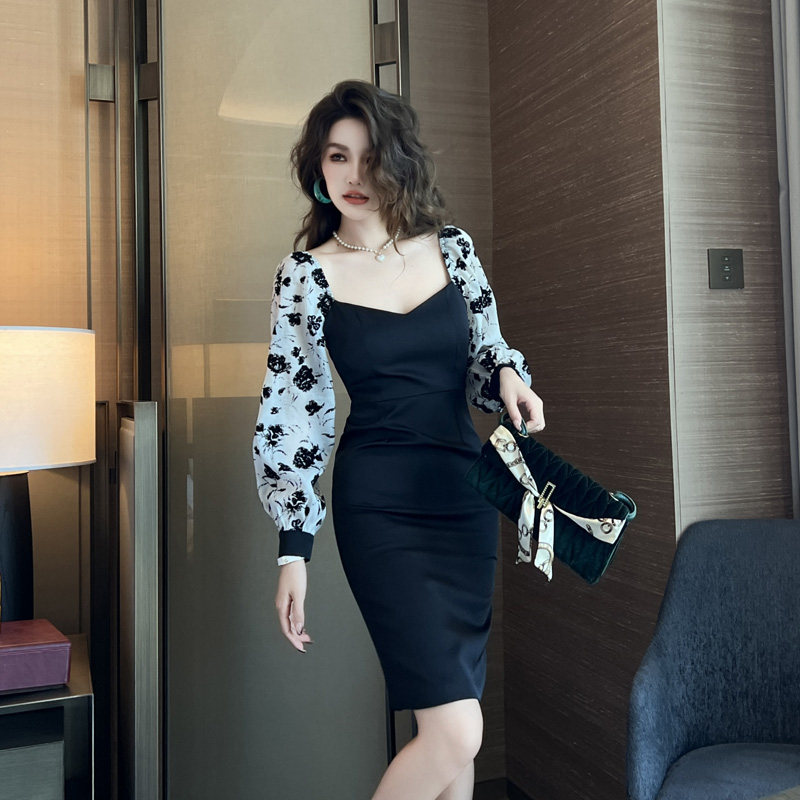 赫本风法式气质方领衬衫长袖连衣裙女2024秋季高级感修身茶歇裙子