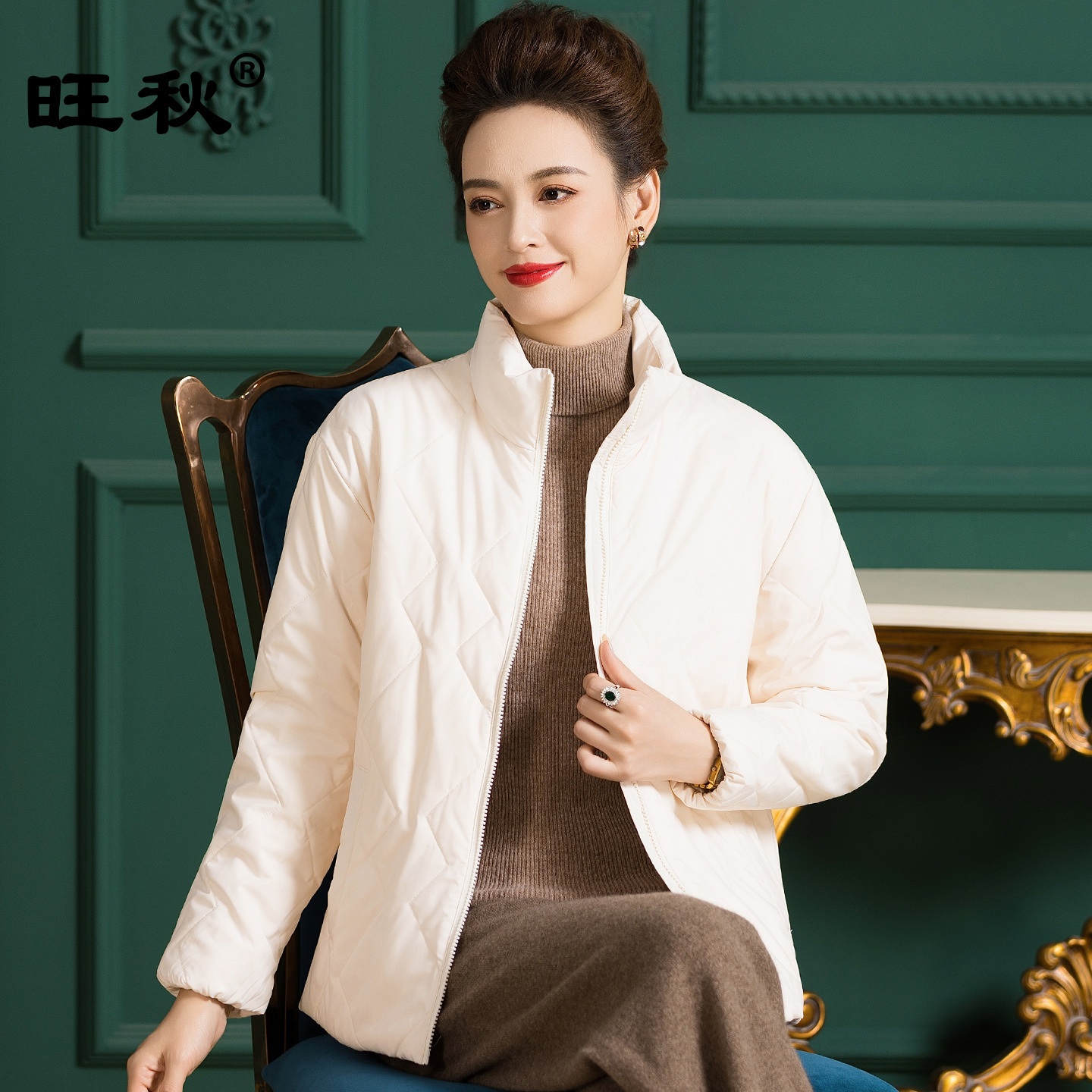 100桑蚕丝填充轻薄棉服外套女